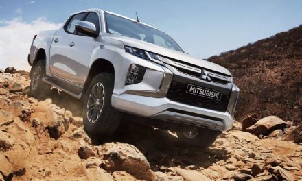 Mobil Tangguh Tambang & Kebun: Mitsubishi Triton Double Cabin