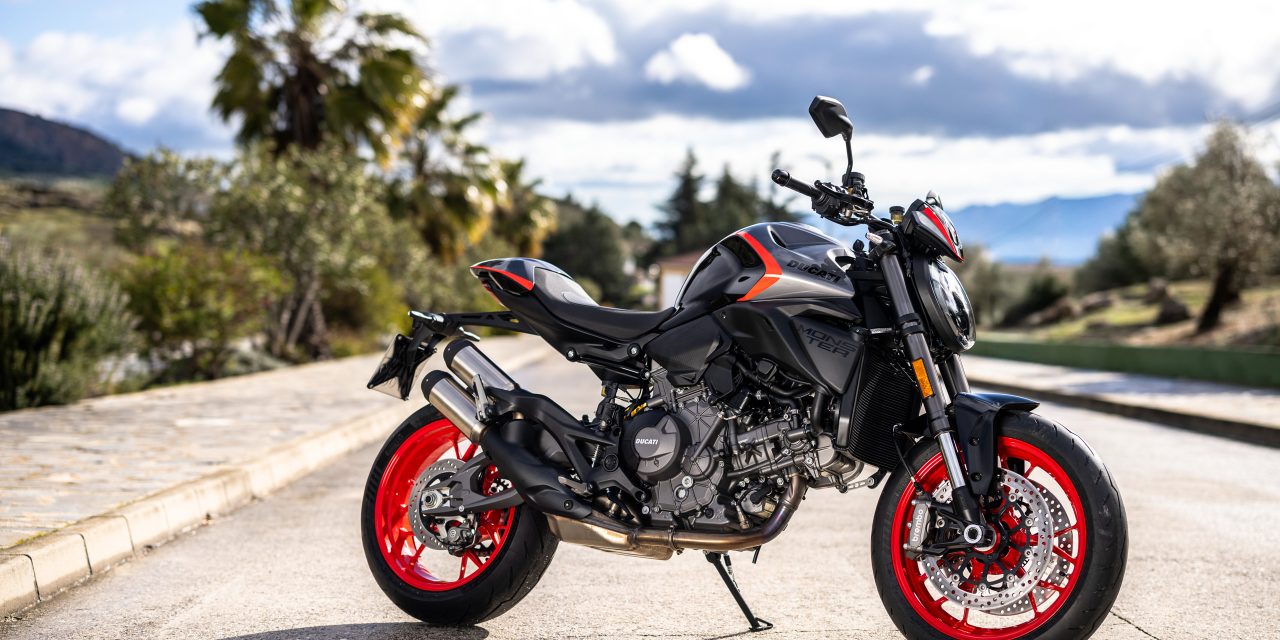 BMW M 1000 R Hadir Di Pasar Asia, Motor Sport Paling Berbahaya