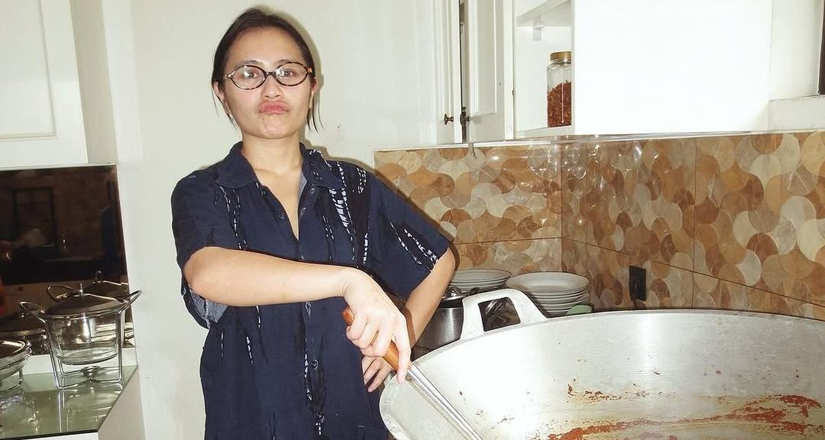 Rendang Prilly Latuconsina Ludes Dalam Hitungan Jam