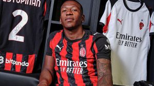 Pervis Estupiñán Masuk Radar AC Milan Gantikan Posisi Bek Kiri