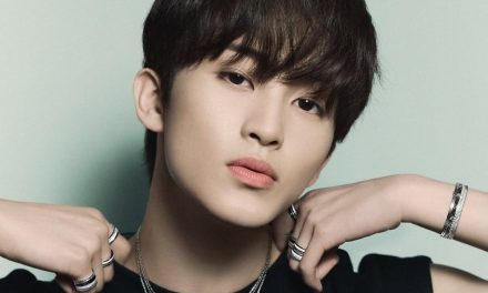 Penampilan Perdana Mark Lee Setelah Resmi Meninggalkan NCT