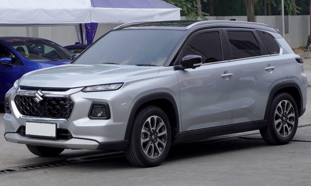 Suzuki Grand Vitara Rilis Varian Two-Tone Dengan Fitur HUD