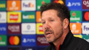 Diego Simeone Fokus Rombak Lini Belakang Atletico Madrid