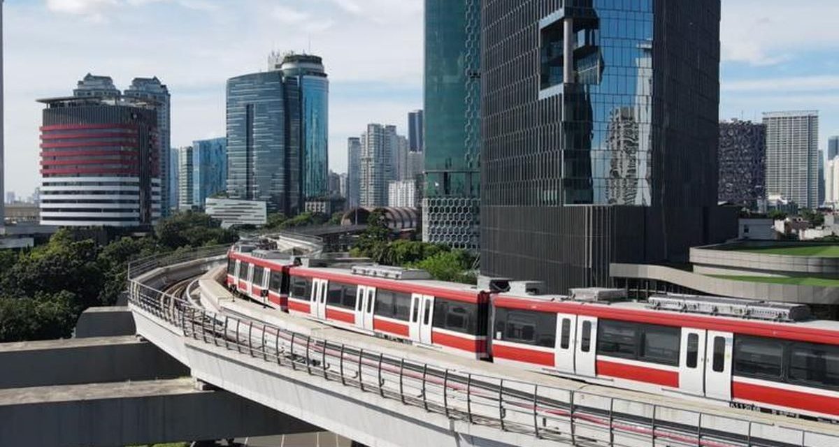 LRT Jabodebek Sukses Uji Jalur Bogor-Jakarta Cuma 35 Menit