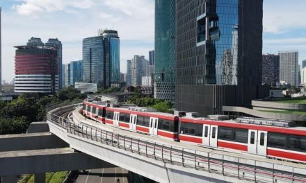 LRT Jabodebek Sukses Uji Jalur Bogor-Jakarta Cuma 35 Menit