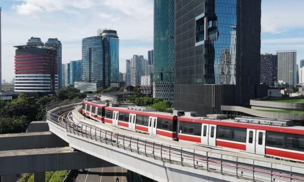 LRT Jabodebek Sukses Uji Jalur Bogor-Jakarta Cuma 35 Menit