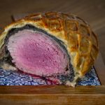 Kelezatan Beef Wellington Khas Inggris Berbalut Pastri Renyah