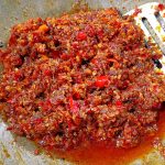 Sambal Roa Manado: Pedas Gurih Ikan Roa Asap Yang Menggoda