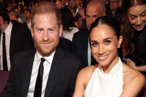 Harry Dan Meghan Hadiri Premiere Emily In Paris Saat Ada Rumor