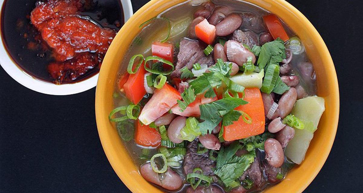 Kelezatan Sup Brenebon Kacang Merah Dan Daging Khas Manado