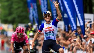 Remco Evenepoel Taklukkan Montreal Dan Kunci Gelar Ke-4