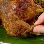 Kelezatan Ayam Betutu Khas Gilimanuk Pakai Bumbu Basa Gede 